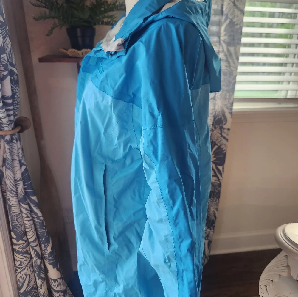 Marmot Two-Tone Turquoise Hooded Rain Jacket - Picture 4 of 7